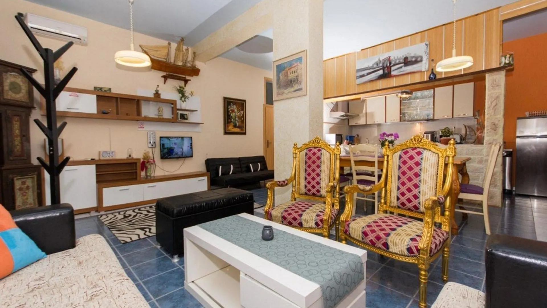 Villa Stil - Two Bedroom Apartment With Terrace And Sea View Premium Trogir 0*,  Croatia