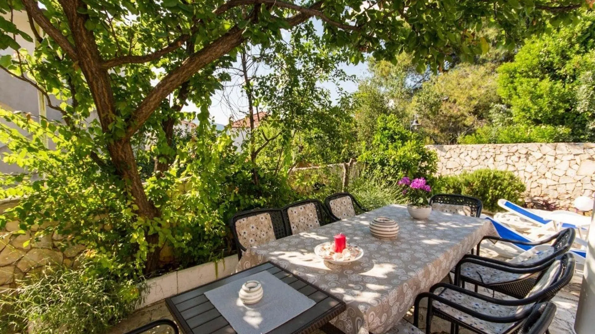 Villa Stil - Two Bedroom Apartment With Terrace And Sea View Premium Trogir