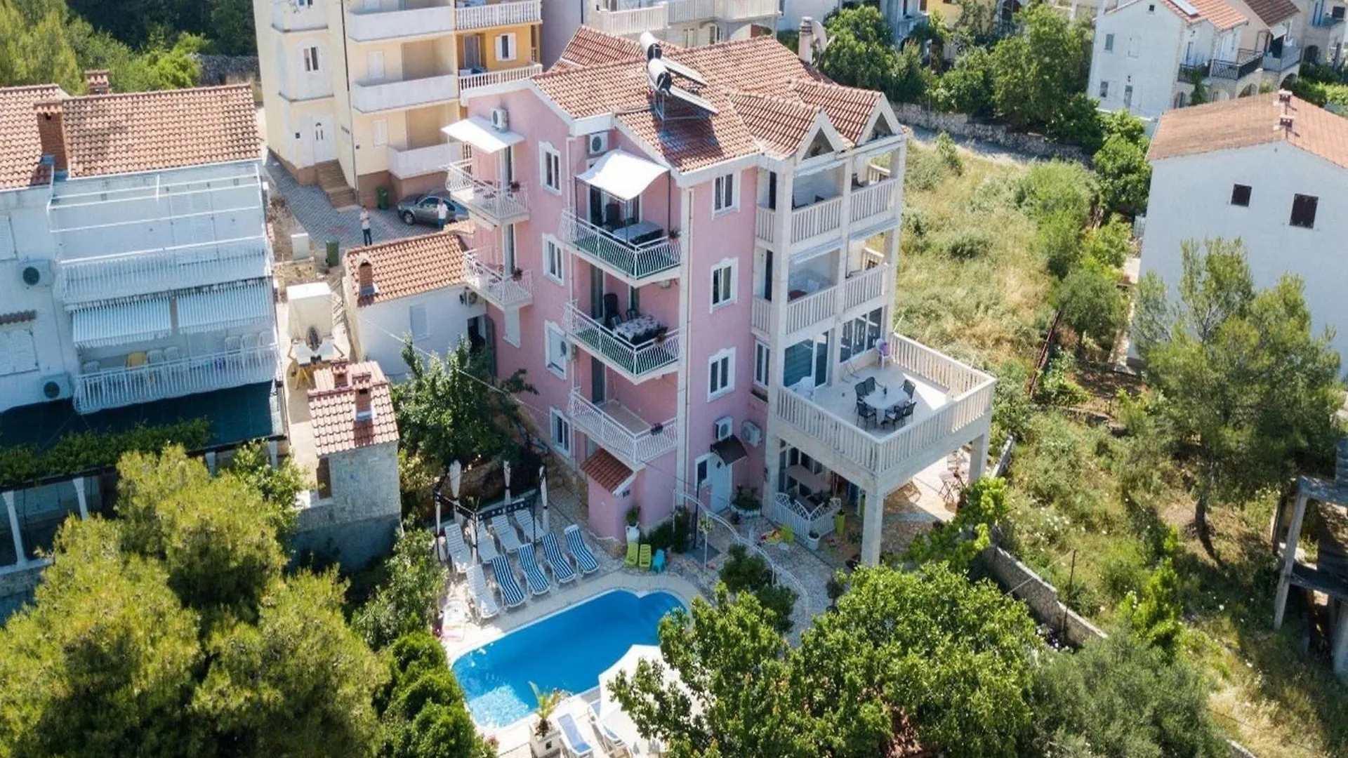 Villa Stil - Two Bedroom Apartment With Terrace And Sea View Premium Trogir